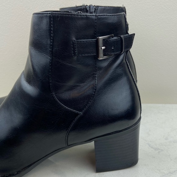 Vintage Villager Square Toe Black Ankle Buckle Boots Size 9.5M - Picture 9 of 14